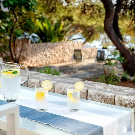 Pine Villa Hvar Town